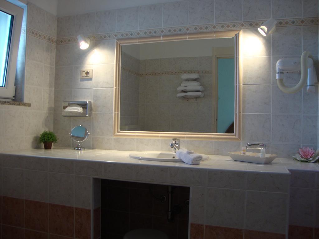 Camping Residence Chalet La Pomposa Terrazzoni بونيفَسْيو الغرفة الصورة